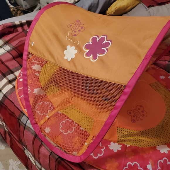 Baby float - Picture 2 of 4